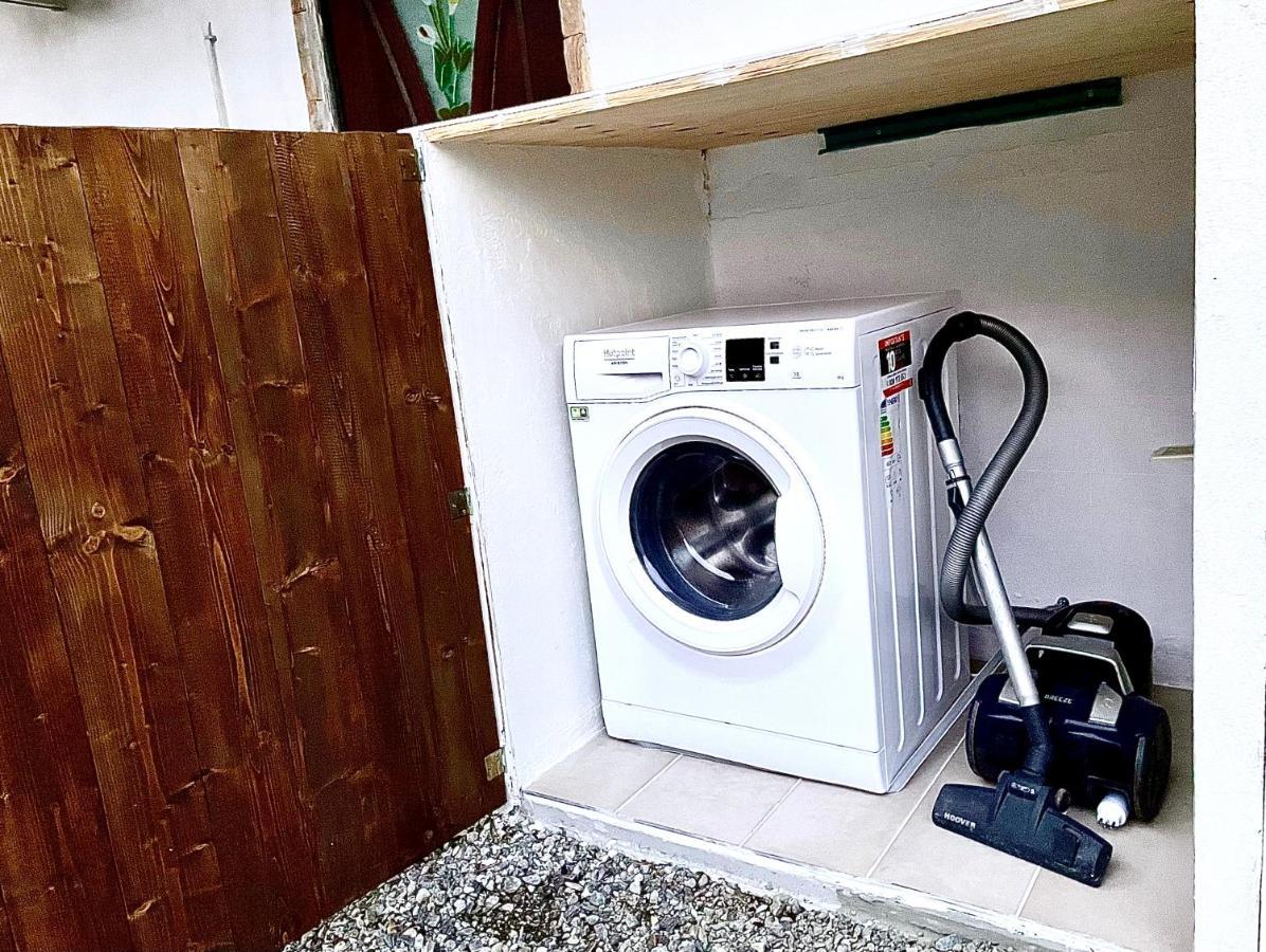 Ferienwohnung Monolocale Deluxe A 2,7 Km Dal Mare Per 2 Persone Siderno Exterior foto